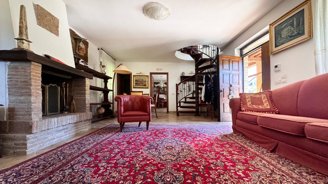 Villa in Bettona, Umbria, Italy 2 - 14874757