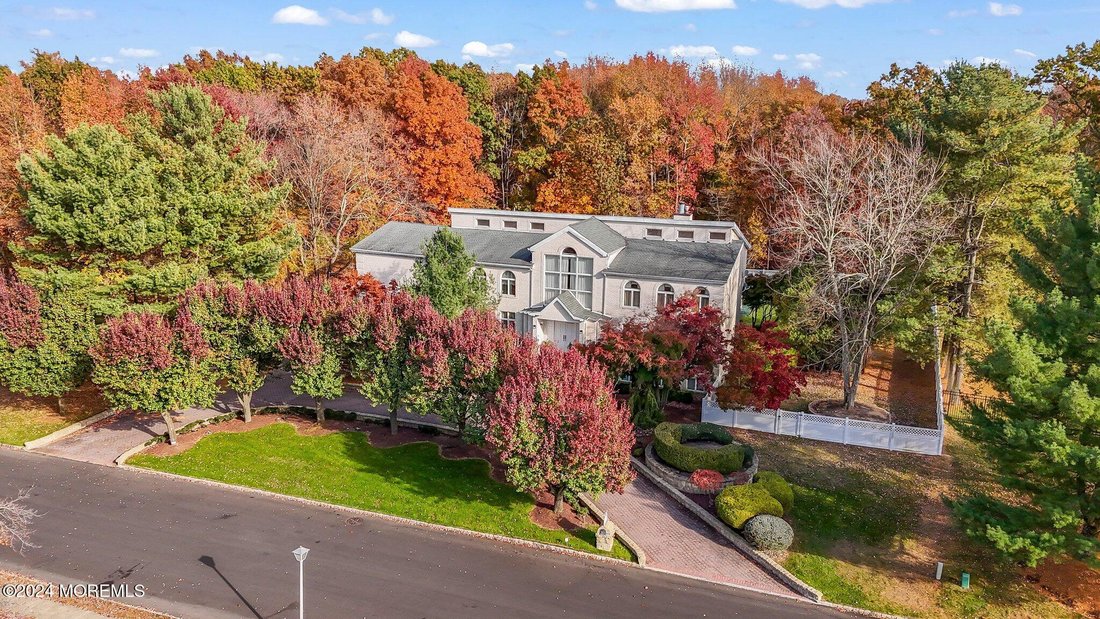House in Marlboro Township, New Jersey, United States 4 - 14874821