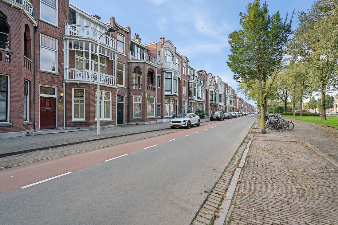 Exquisite 1917 Townhouse With 212 M² In The Hague, South Holland