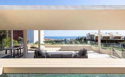 Penthouse in Fuengirola, Andalusia, Spain 1