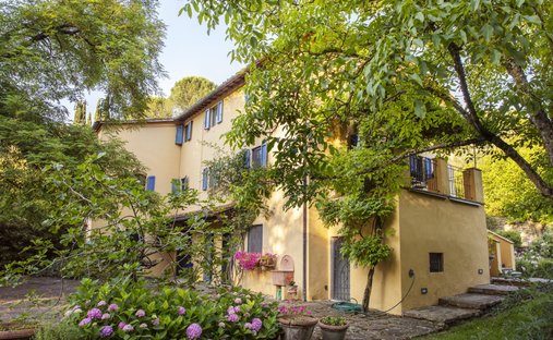 Landhaus in Rufina, Toskana, Italien 1