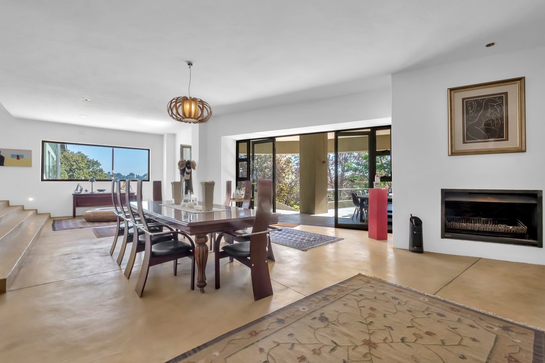 Villa in Parktown, Gauteng, South Africa 3 - 14886579