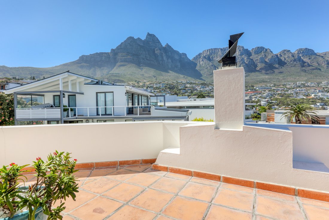 Maison à Camps Bay, Le Cap, Afrique du Sud 2 - 14883316