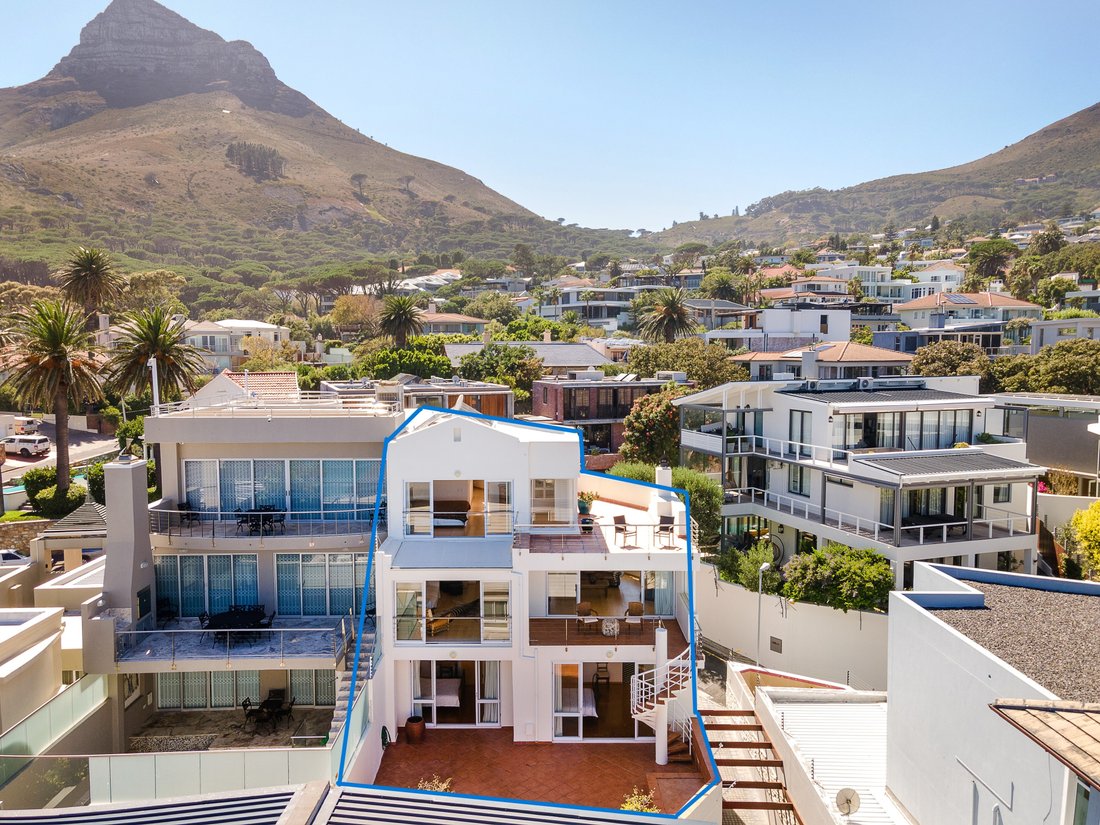 Maison à Camps Bay, Le Cap, Afrique du Sud 4 - 14883316