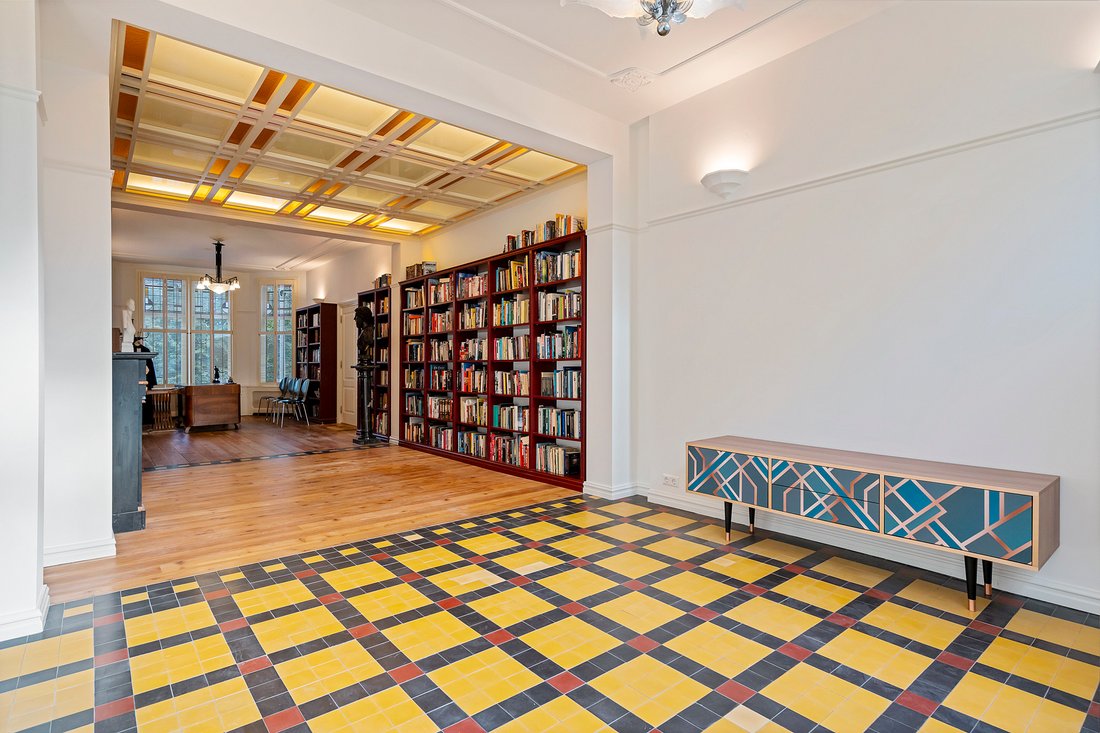 Exquisite 1917 Townhouse With 212 M² In The Hague, South Holland
