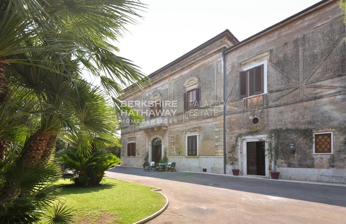 Villa en Ampliamento Zona Artigianale Est, Apulia, Italia 2 - 14540296