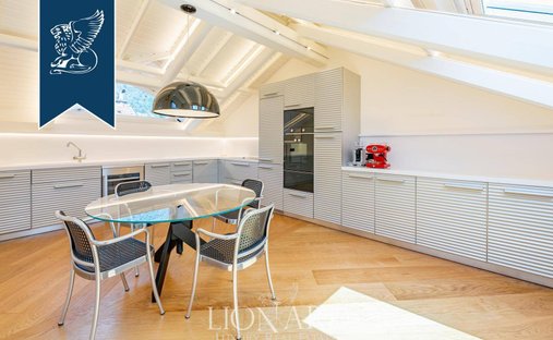 Apartment in Historic Center, Como, Lombardy 1