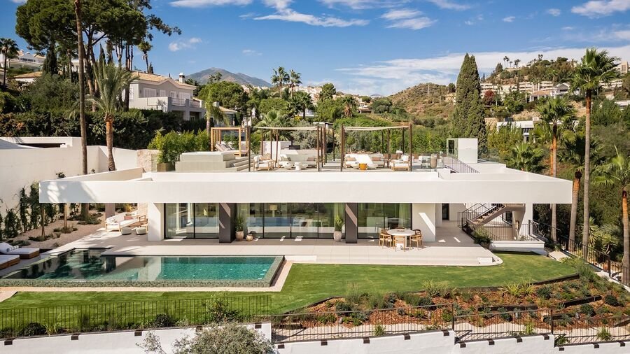 Villa in Nueva Andalucia, Marbella, Spain 1 - 14885082