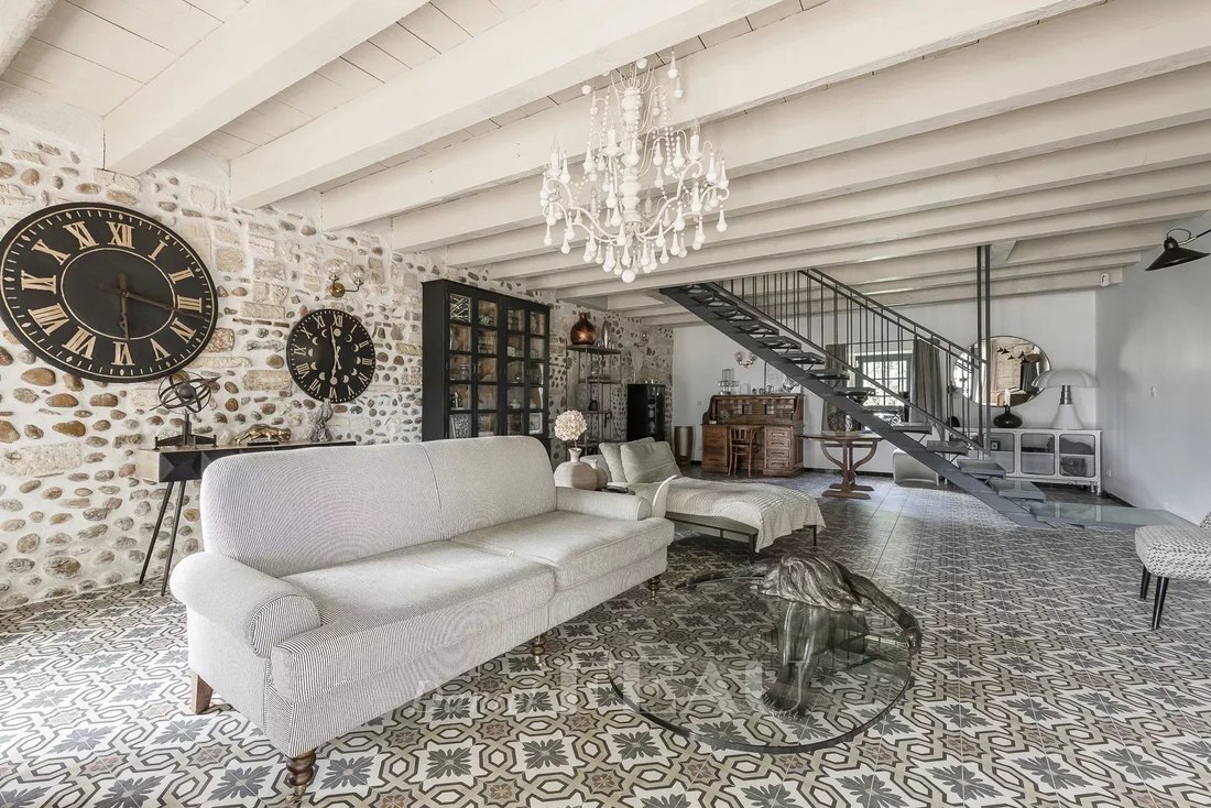 House in Arles, Provence-Alpes-Côte d'Azur, France 3 - 14235342