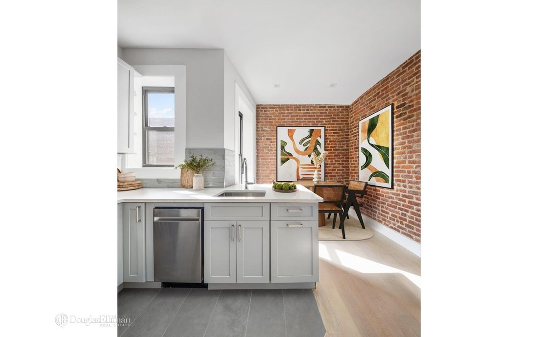 Condo Brooklyn In New York, New York, United States For Sale (14876163)