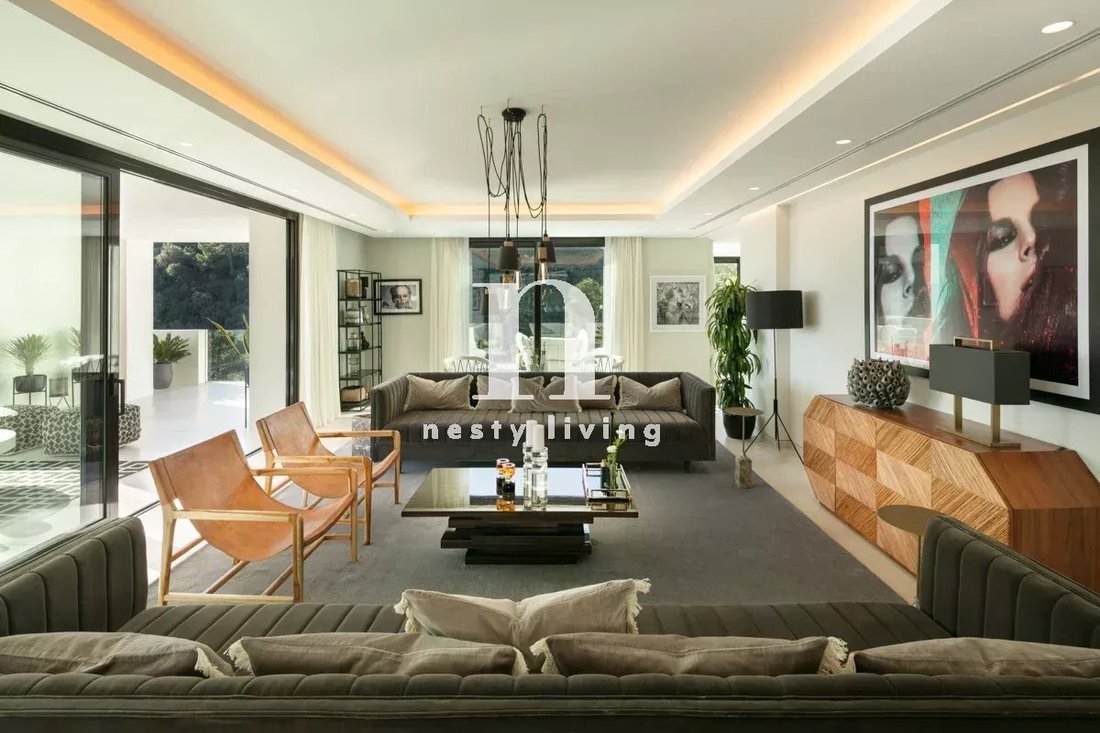 Villa in El Madroñal, Benahavis, Spain 2 - 14229625