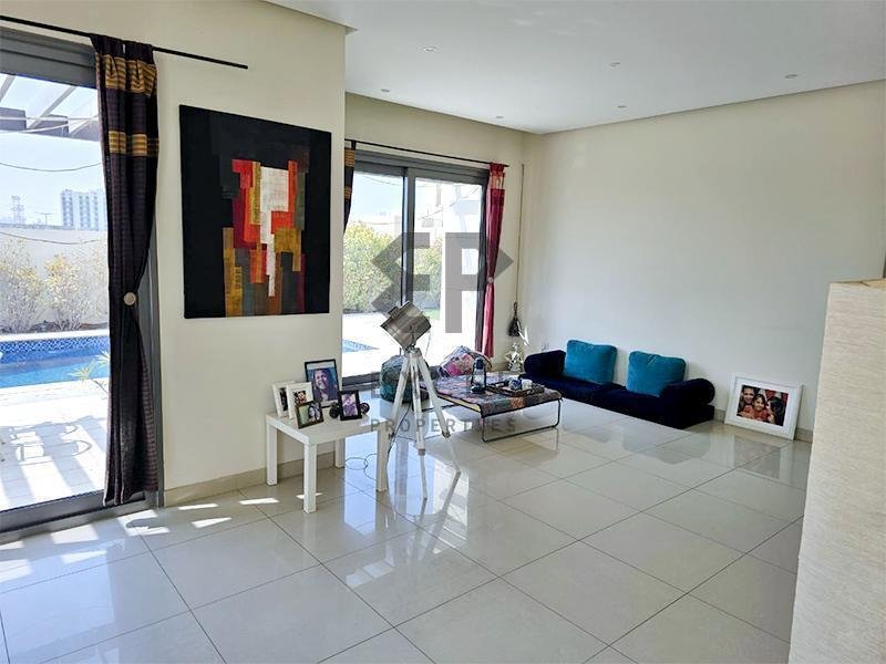 Villa à Dubaï, Dubaï, Émirats arabes unis 3 - 14887034