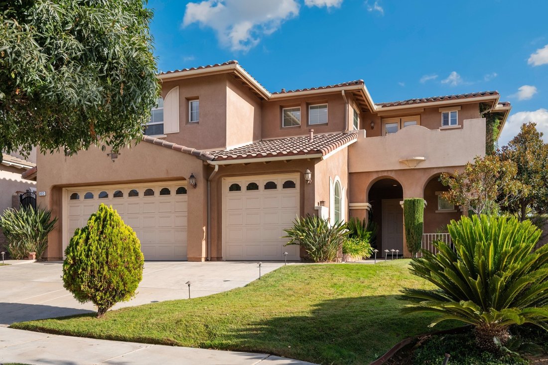 34113 Castle Pines Dr In Yucaipa, California, United States For Sale