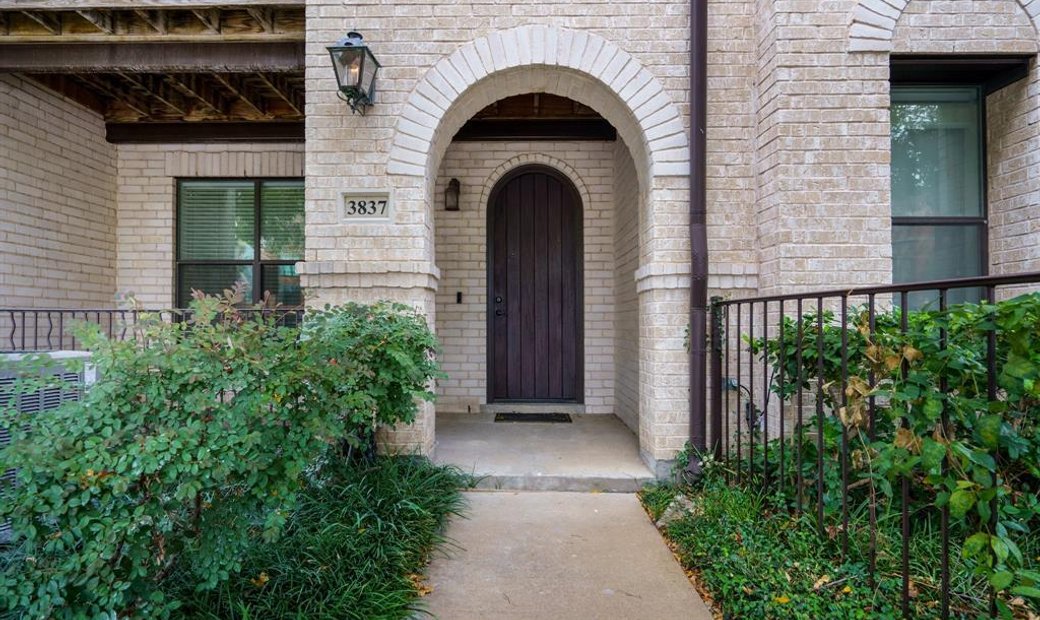 Condo Dallas In Dallas, Texas, United States For Sale (14879723)