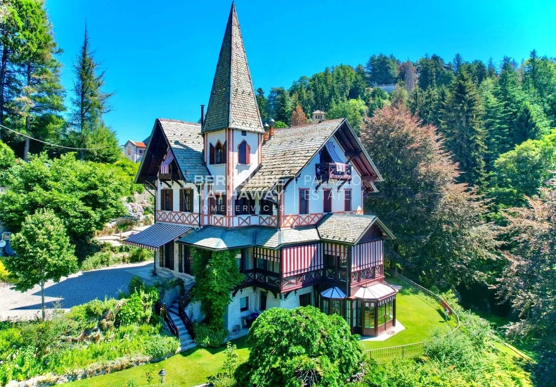 Villa en Brunate, Lombardía, Italia 2 - 14390139