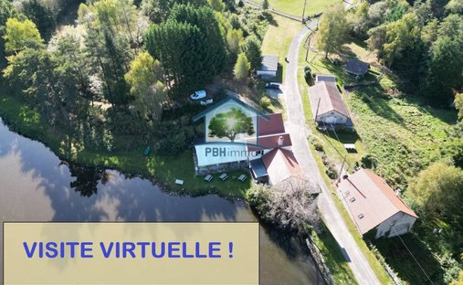 Castle for Sale in Brive-la-Gaillarde, Nouvelle-Aquitaine, France