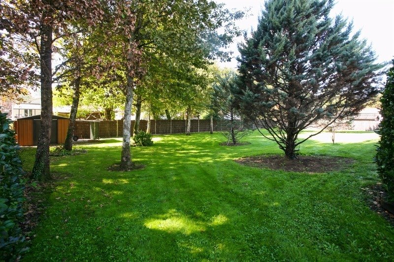 House For Sale 5 Rooms Near La Brede In La Brède, Nouvelle Aquitaine