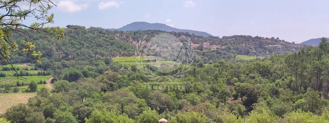 House in Le Plan-de-la-Tour, Provence-Alpes-Côte d'Azur, France 2 - 12804064
