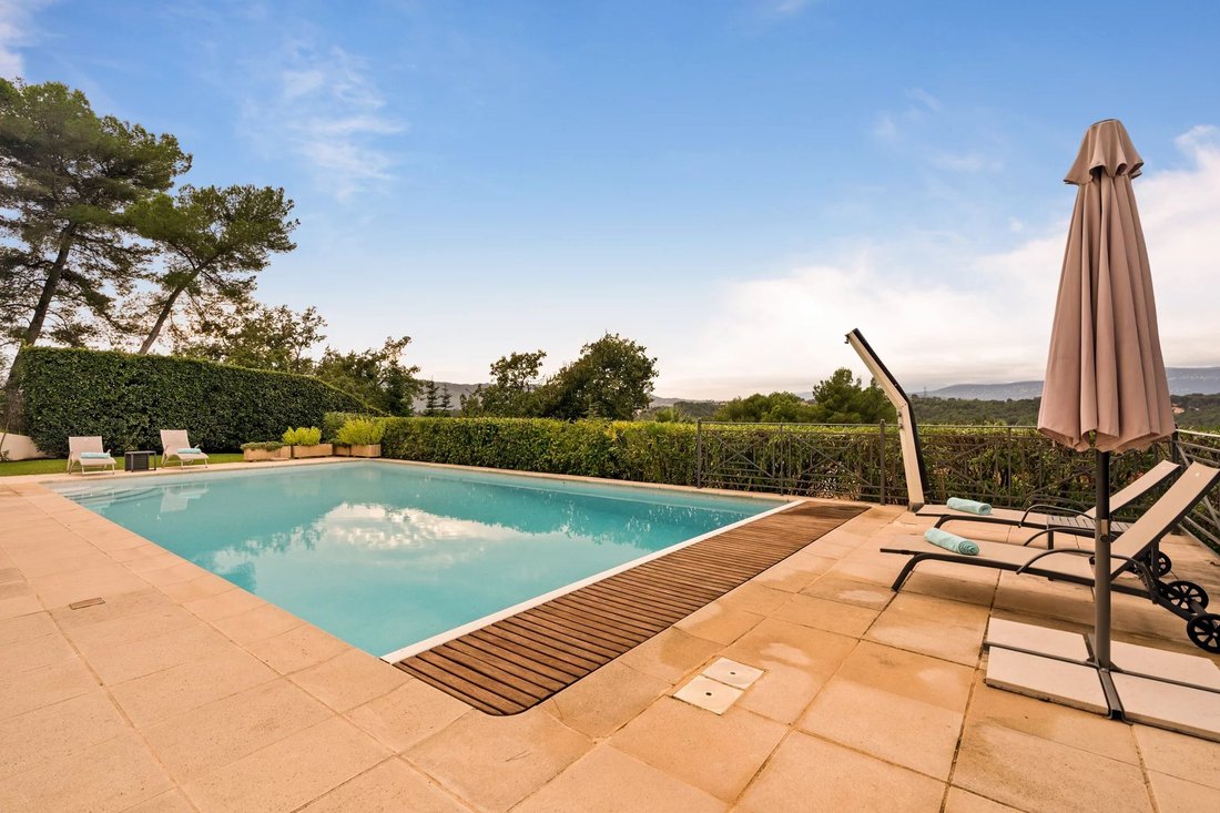 Villa in Mougins, Provence-Alpes-Côte d'Azur, France 4 - 14886067