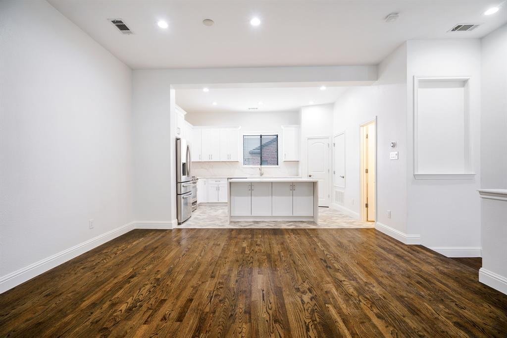 Condo Dallas In Dallas, Texas, United States For Sale (14879723)