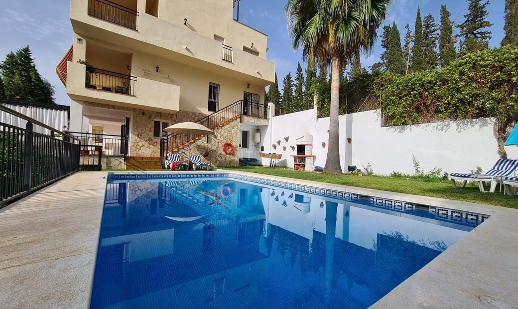 Opportunity House For Sale In Fuengirola With Three In Mijas, Andalusia