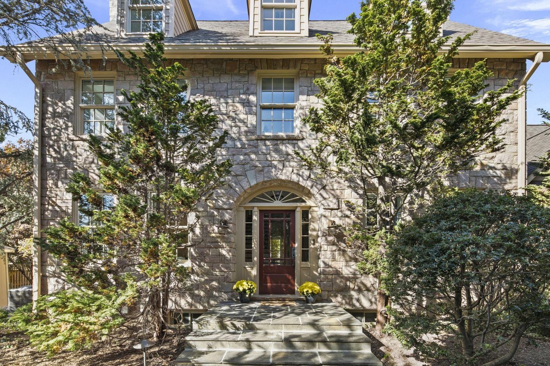 892 N Jacksonville Street,Arlington, Va, In Arlington, Virginia, United