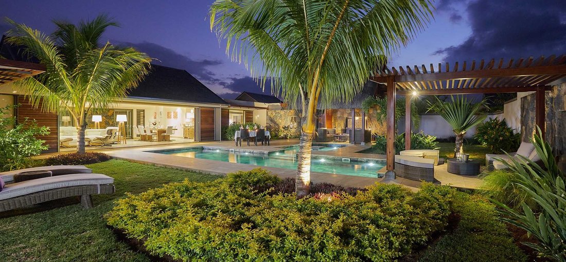House in Grand Baie, Rivière du Rempart District, Mauritius 1 - 14873073