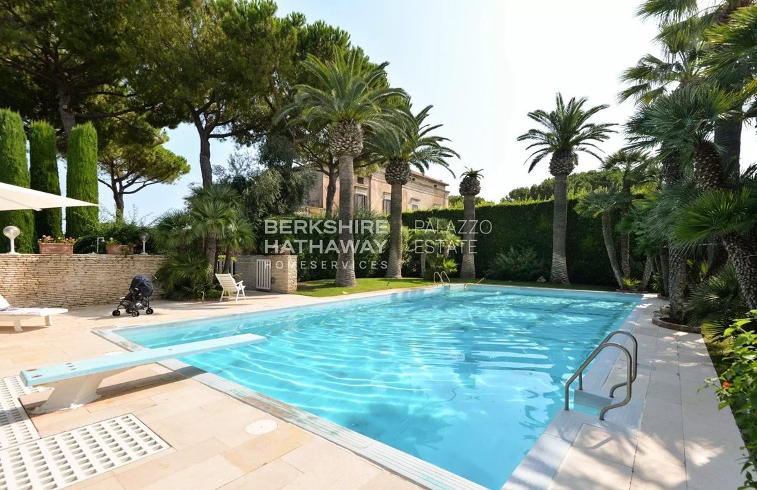 Villa en Ampliamento Zona Artigianale Est, Apulia, Italia 5 - 14540296