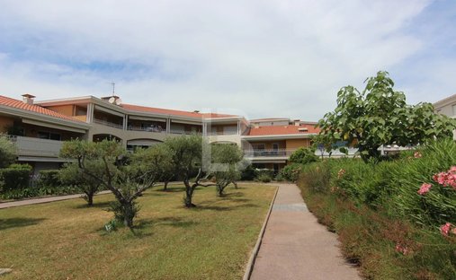 Castle for Sale in Coulaines, Pays de la Loire, France