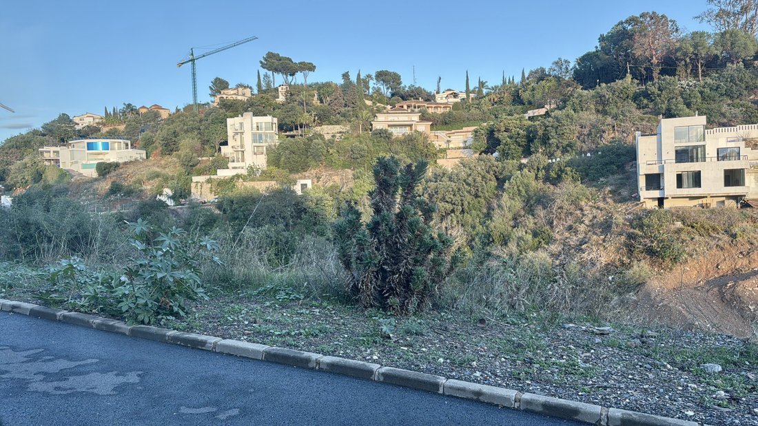 Land in Marbella, Andalusien, Spanien 1 - 14876568