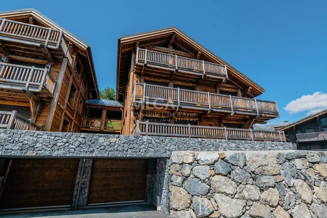 chalet à Saint-Étienne-de-Tinée, Provence-Alpes-Côte d'Azur, France 1 - 14531239