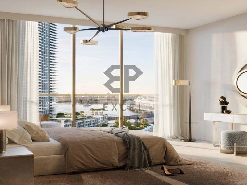 Waterfront Creek Beach Growth In Dubai, Dubai, United Arab Emirates