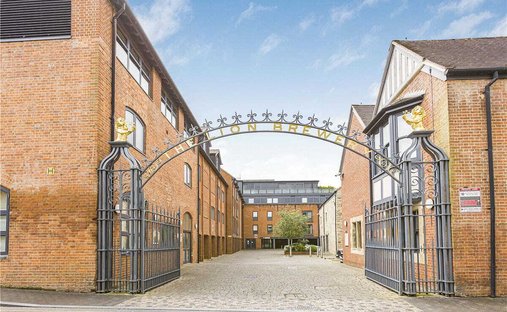 Oxford street apartments for sale new arrivals