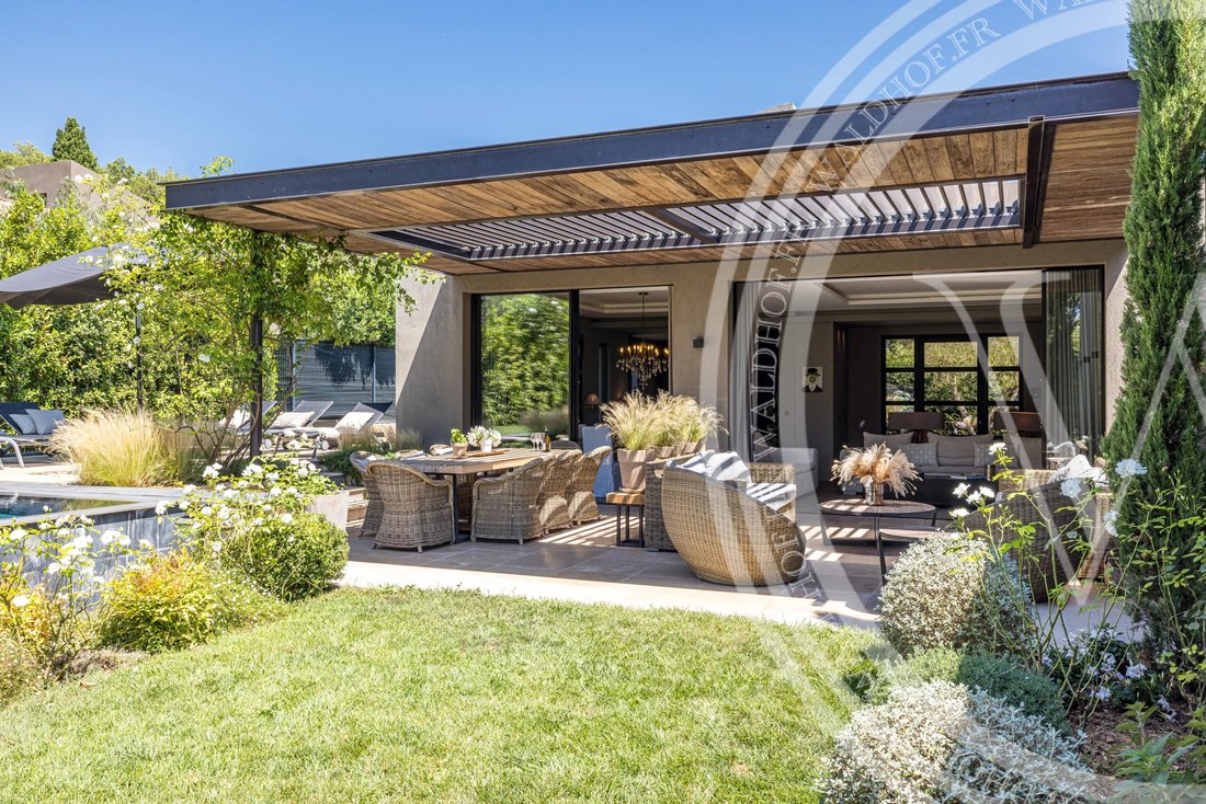 Villa in Mougins, Provence-Alpes-Côte d'Azur, France 4 - 14518365