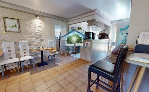 Castle for Sale in Brive-la-Gaillarde, Nouvelle-Aquitaine, France