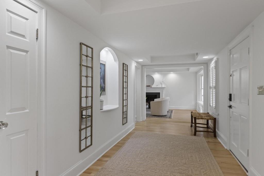 2095 Mc Kinley Road In Atlanta, United States For Sale (14877854)