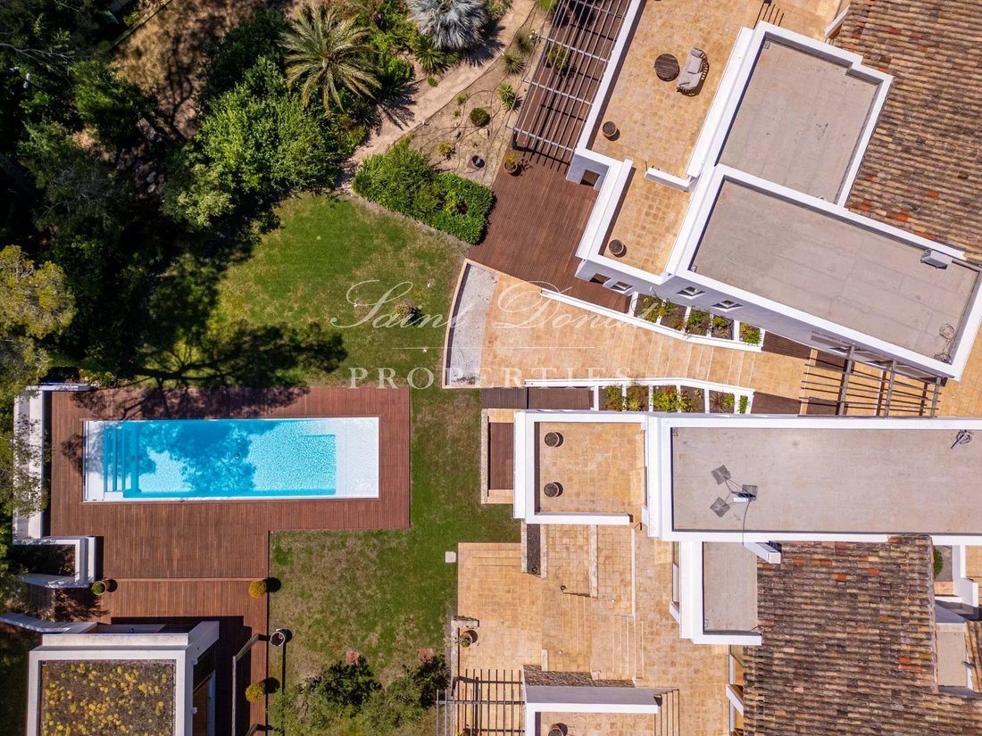 Villa in Mougins, Provence-Alpes-Côte d'Azur, France 2 - 14458775