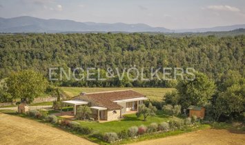 Country House in Bibbiano, Tuscany, Italy 2