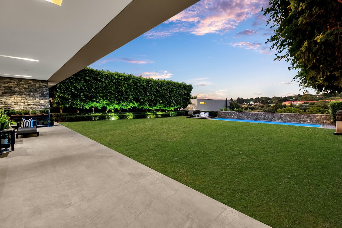 House in Sandton, Gauteng, South Africa 4 - 14890986