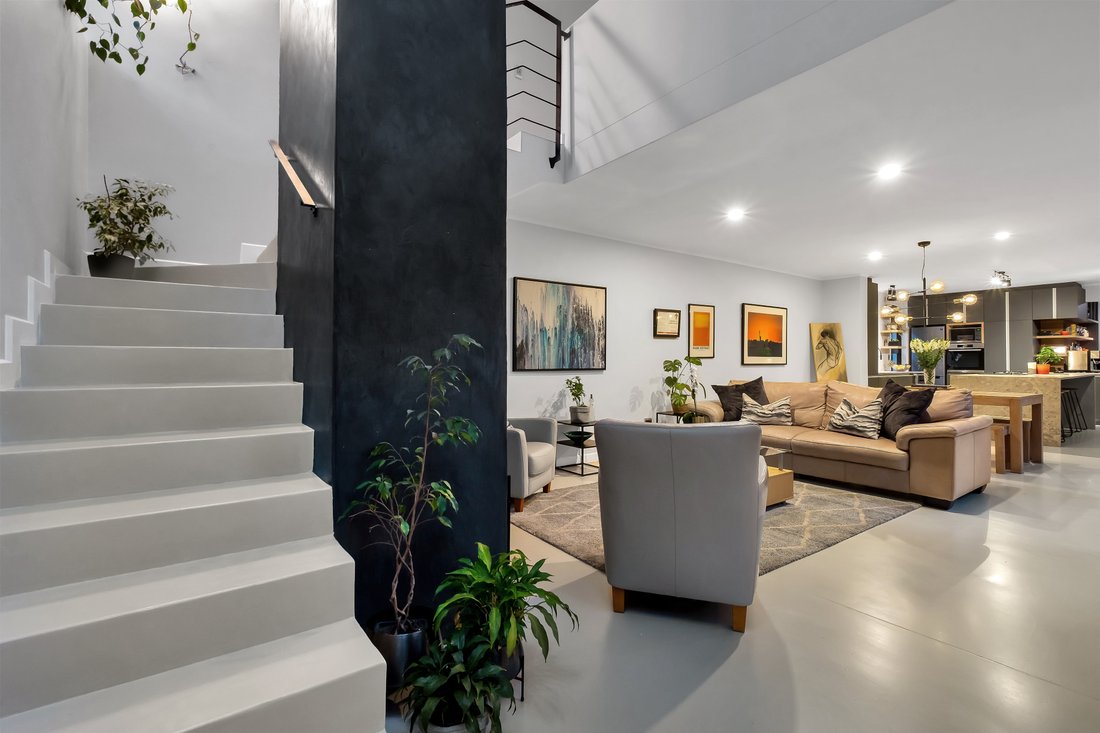 Villa in Emmarentia, Gauteng, South Africa 2 - 14891272