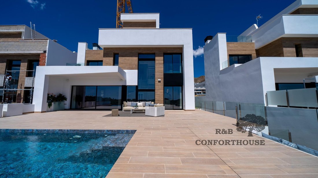 Villa in Finestrat, Valencian Community, Spain 2 - 14891039