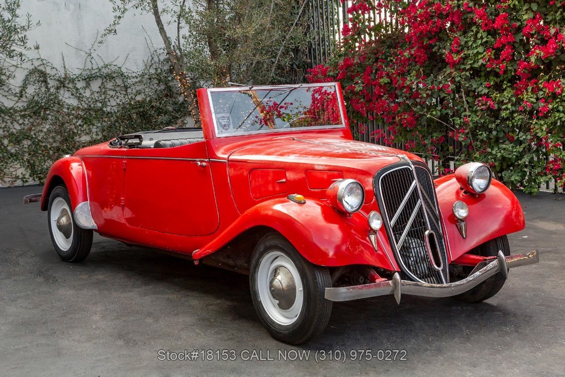 Citroen Traction in Los Angeles, CA 3 - 14893082