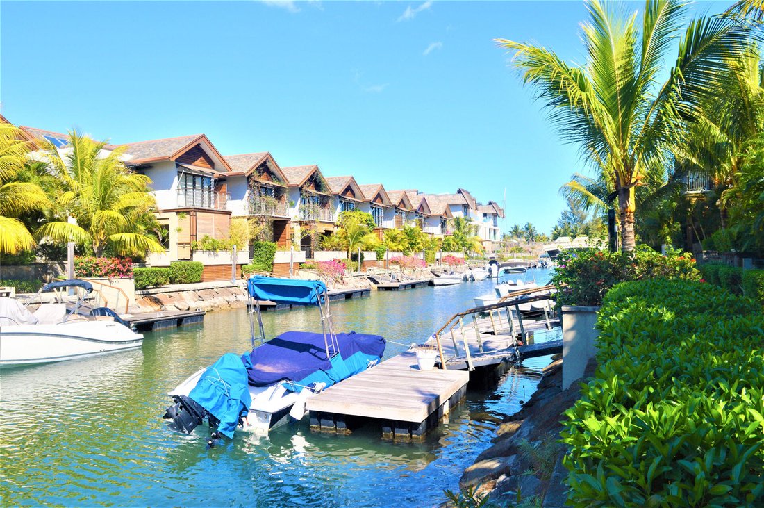 House in Rivière Noire, Mauritius 1 - 13416402