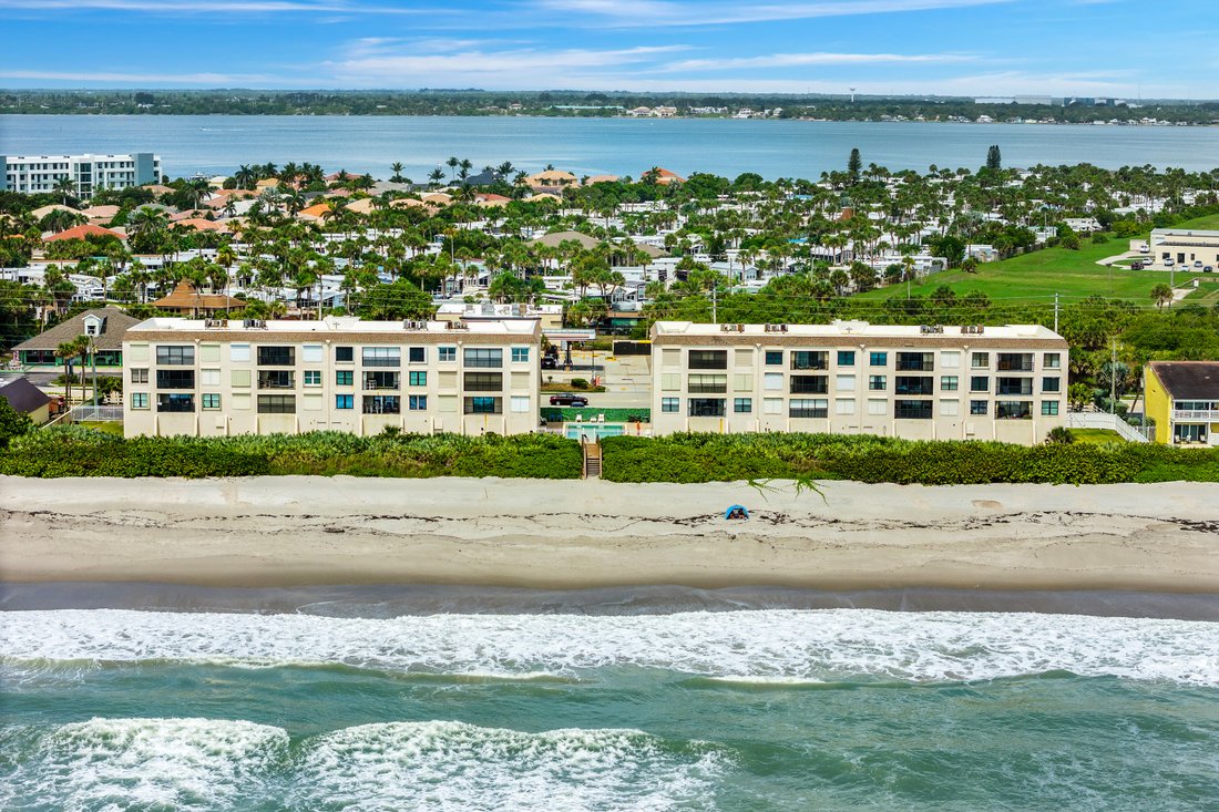 Condo in Melbourne Beach, Florida, United States 1 - 14888720