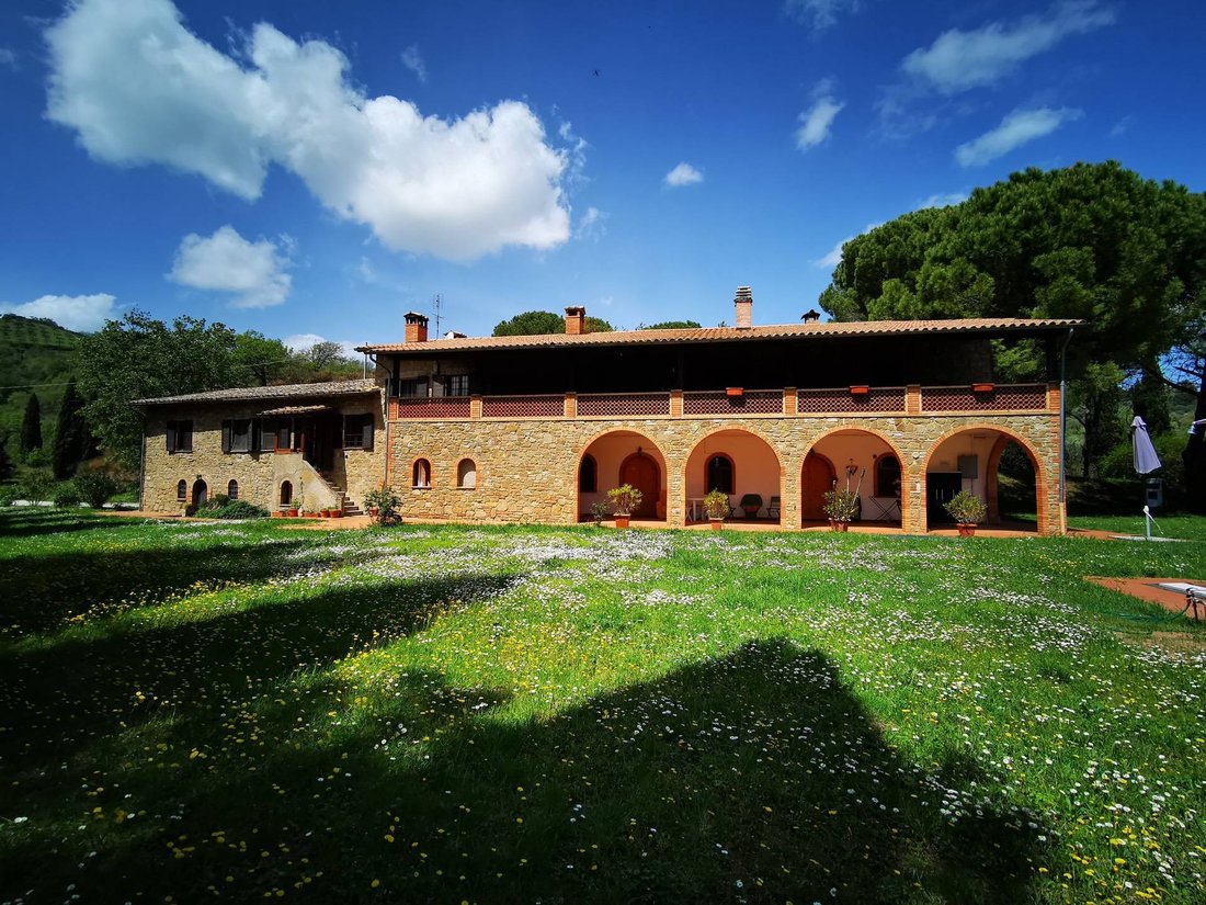 Country House in Ponte Pattoli, Perugia, Umbria 2 - 14889624
