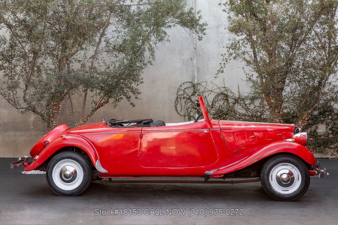 Citroen Traction in Los Angeles, CA 4 - 14893082