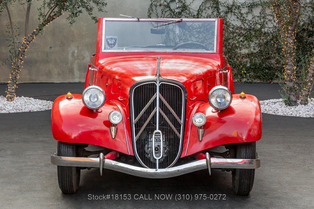 Citroen Traction in Los Angeles, CA 2 - 14893082