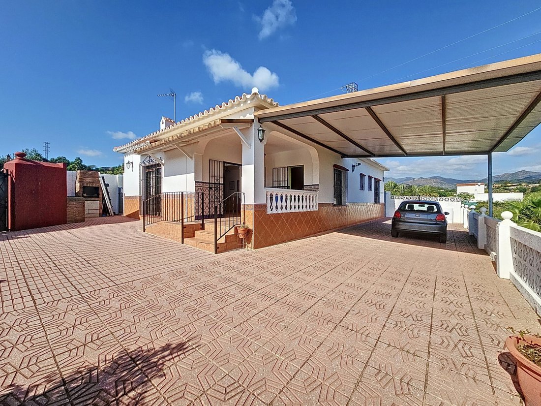 Finca in Estepona, Andalusia, Spain 1 - 14888730