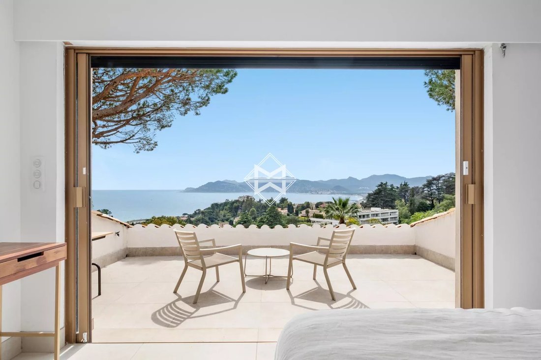 Villa in Cannes, Provence-Alpes-Côte d'Azur, France 1 - 12006816