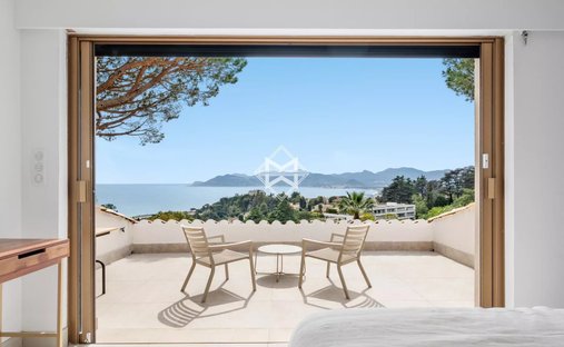Villa in Cannes, Provence-Alpes-Côte d'Azur, France 1